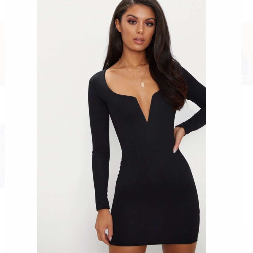 V Plunge Bodycon - PrettyLittleThing